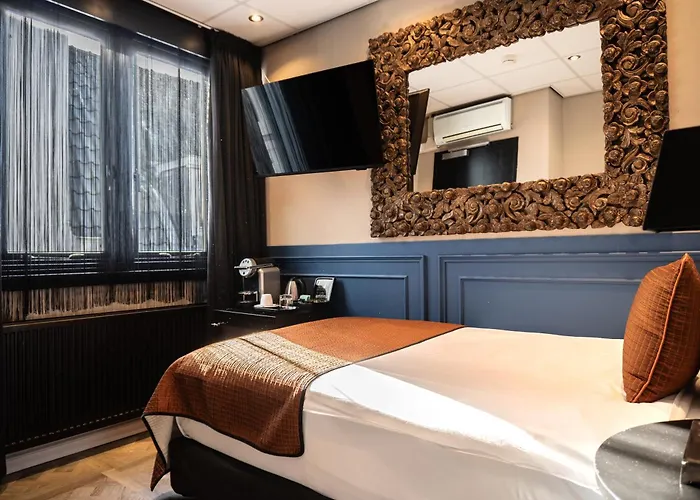Hotel Sebastians